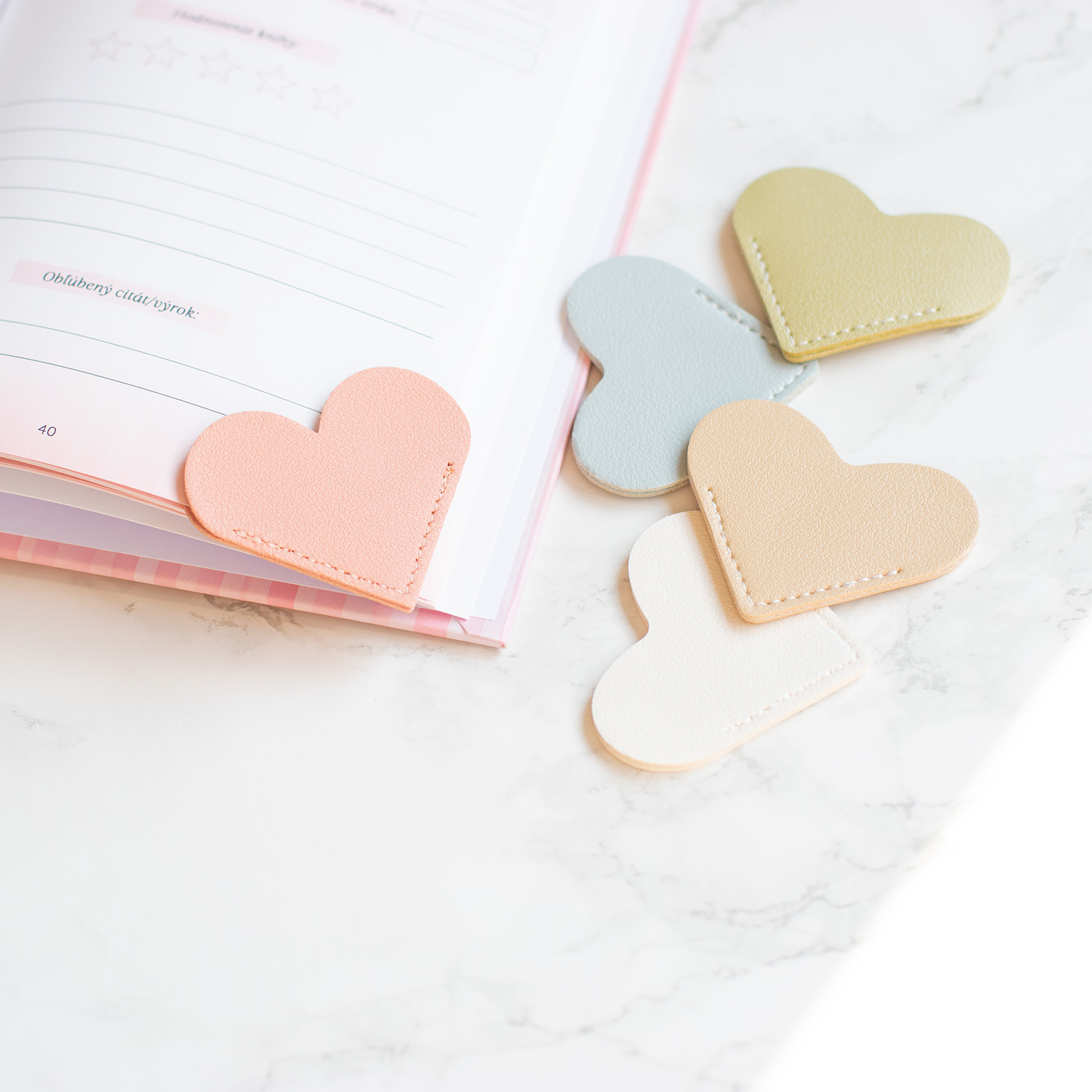 záložka do knihy alebo diára