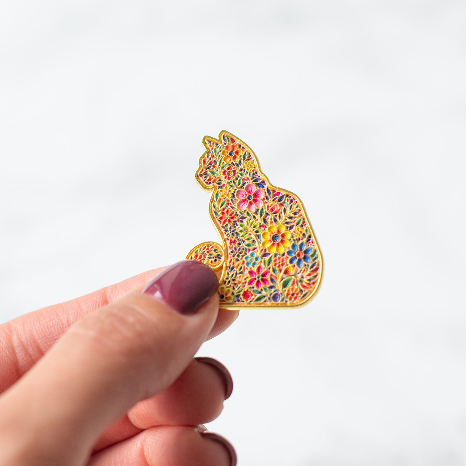 pin pripináčik mačka s kvetmi pin pripináčik mačka s kvetmi